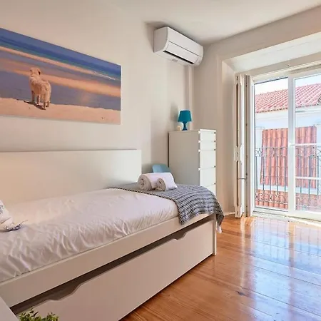 Chiado Terrace With Stunning Views - 3br_3wc_ac! *